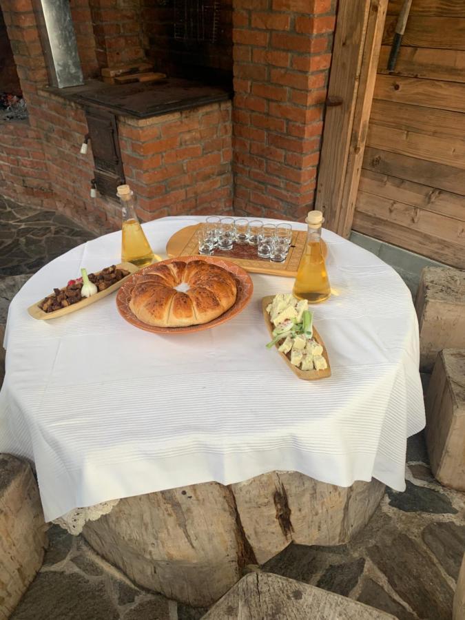 No Comment Rustic Curtea de Argeş Eksteriør billede